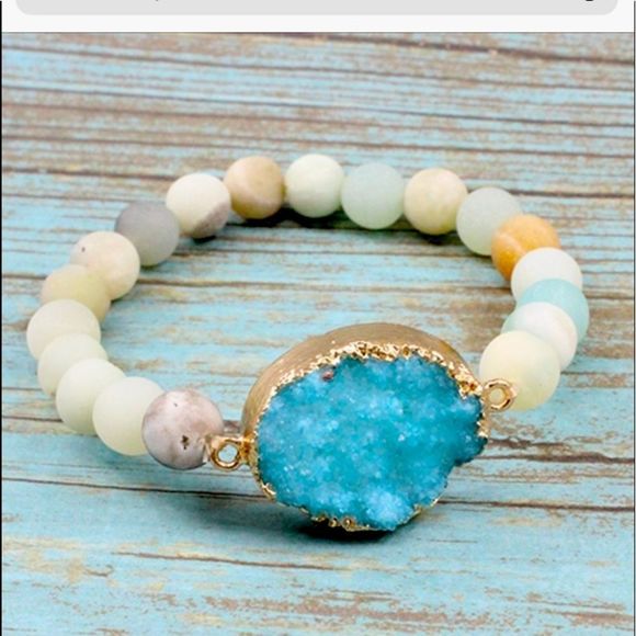 Amazon Natural Stone Druzzy Stone Bracelet NWT - Picture 2 of 2